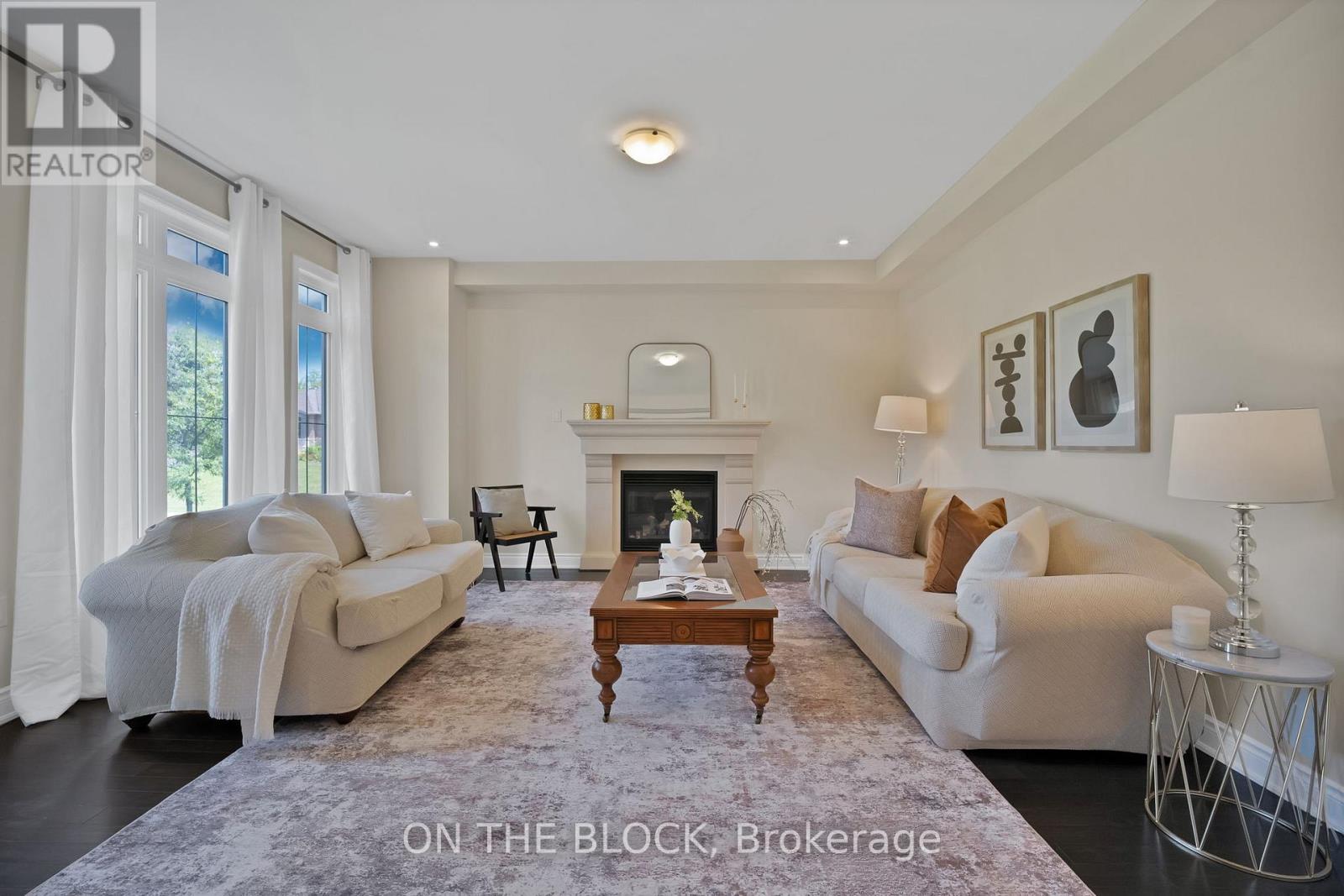 24 Whitewood Drive Property Photo 14