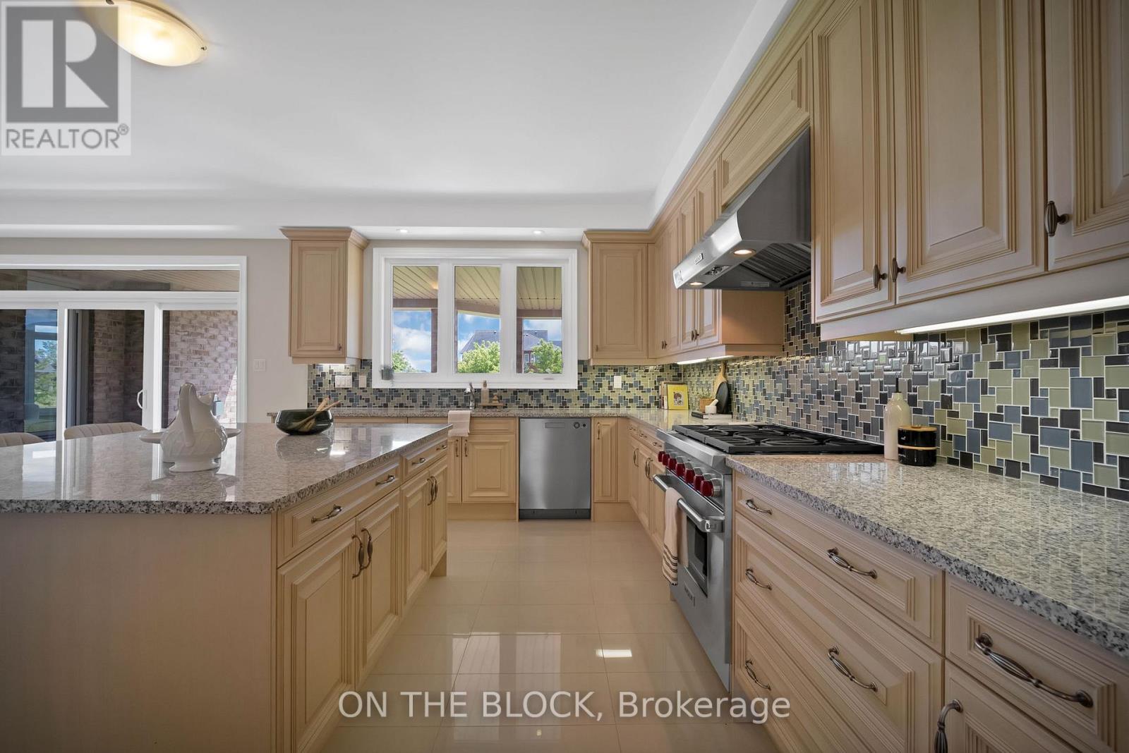 24 Whitewood Drive Property Photo 22