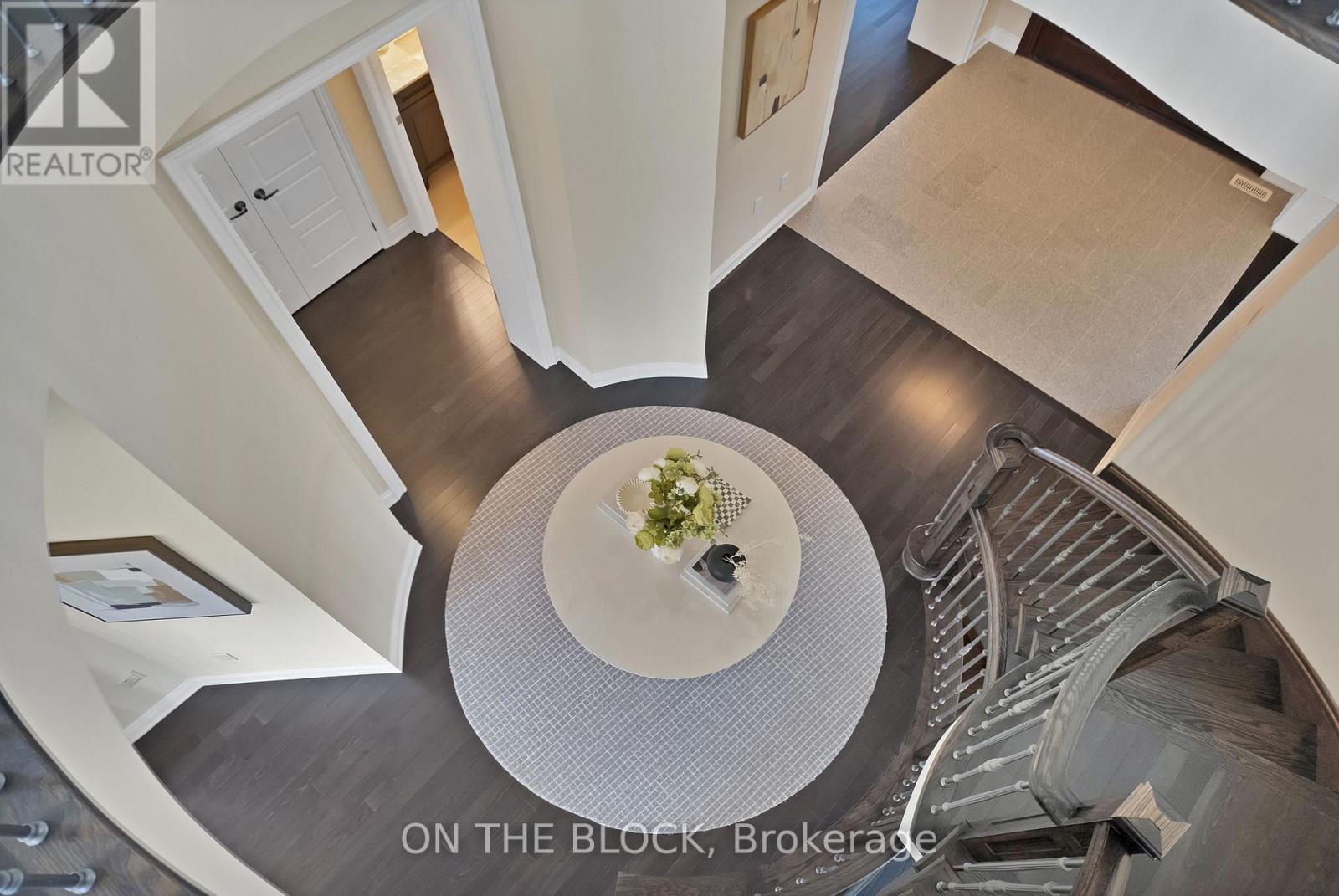 24 Whitewood Drive Property Photo 36