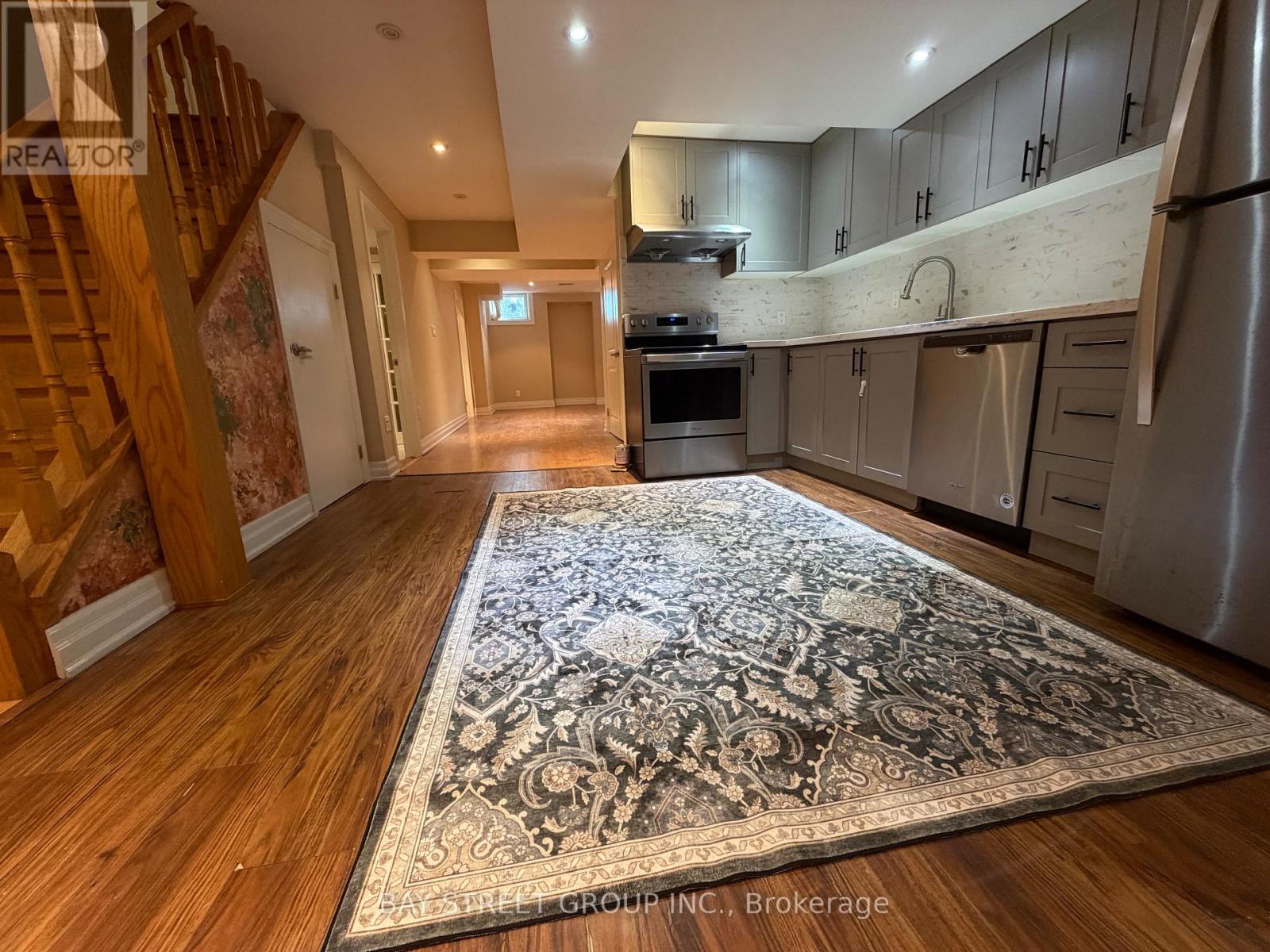 56 Albright (lower) Crescent Property Photo 6