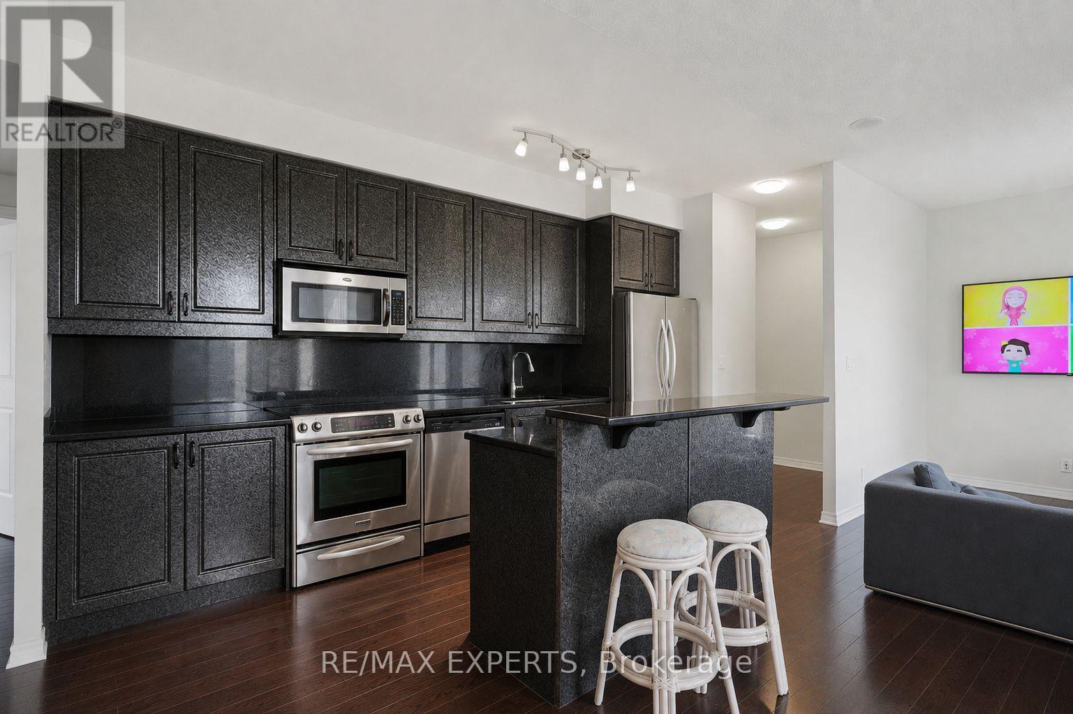 614 - 9225 Jane Street Property Photo 7