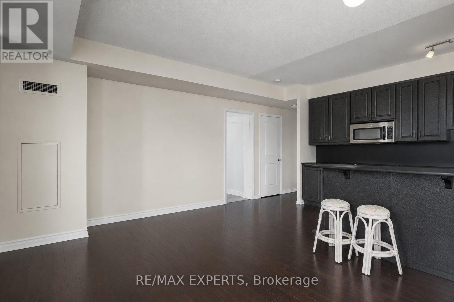 614 - 9225 Jane Street Property Photo 12