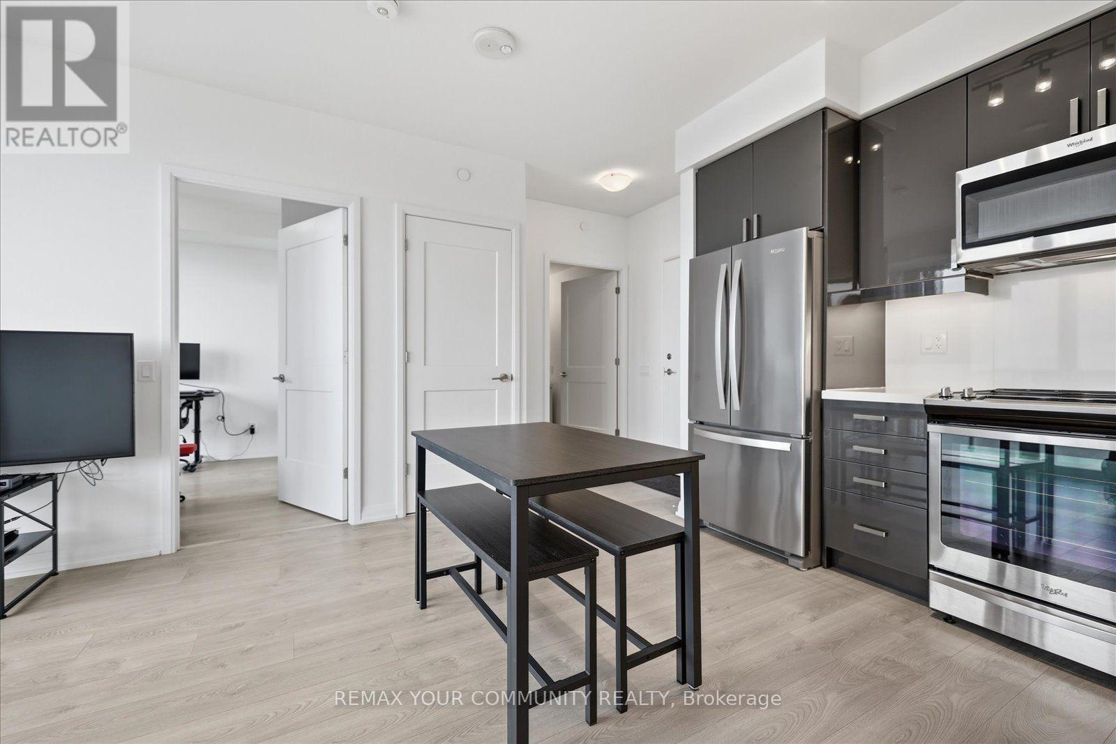 2214 - 7895 Jane Street Property Photo 11