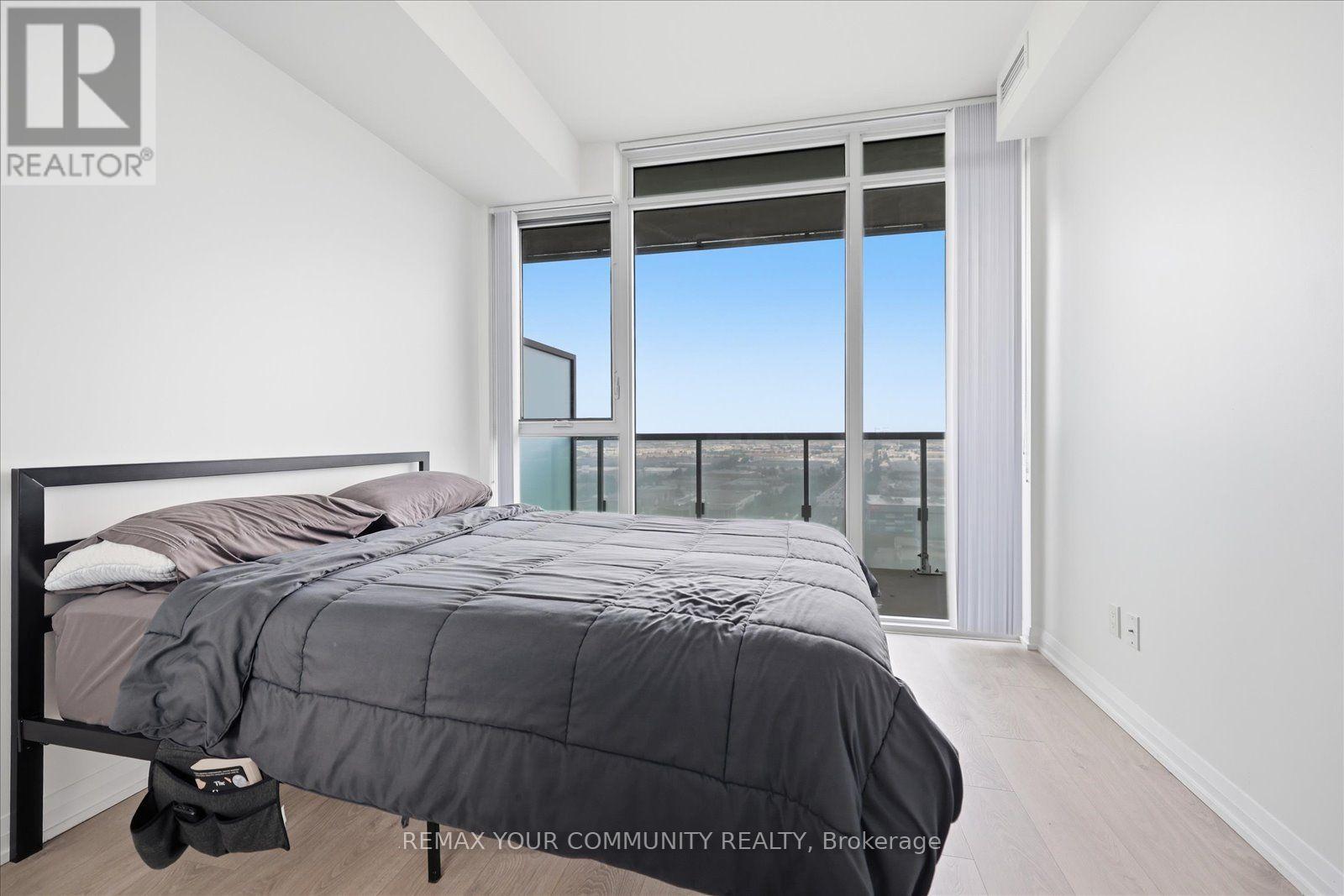 2214 - 7895 Jane Street Property Photo 14