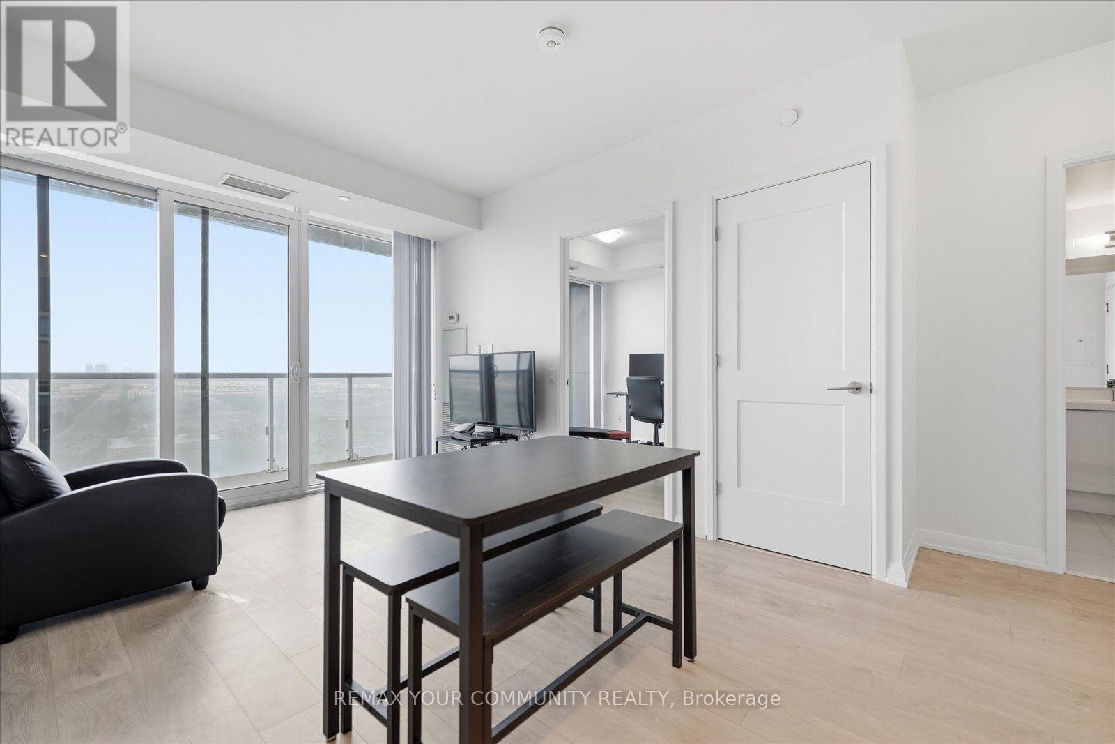 2214 - 7895 Jane Street Property Photo 16