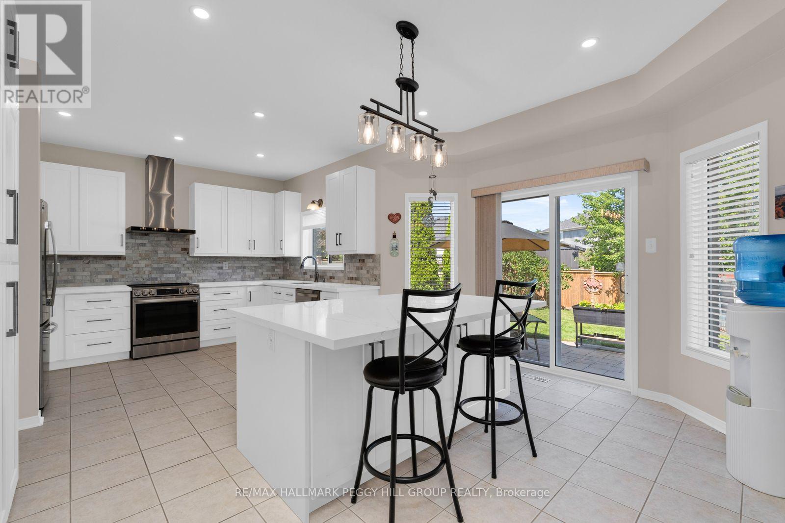 4 Gold Park Gate Property Photo 2