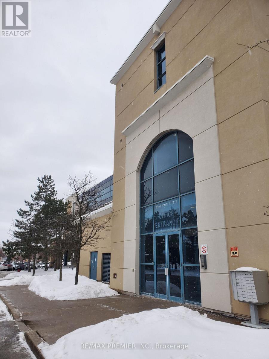 217 - 10909 Yonge Street Property Photo 2