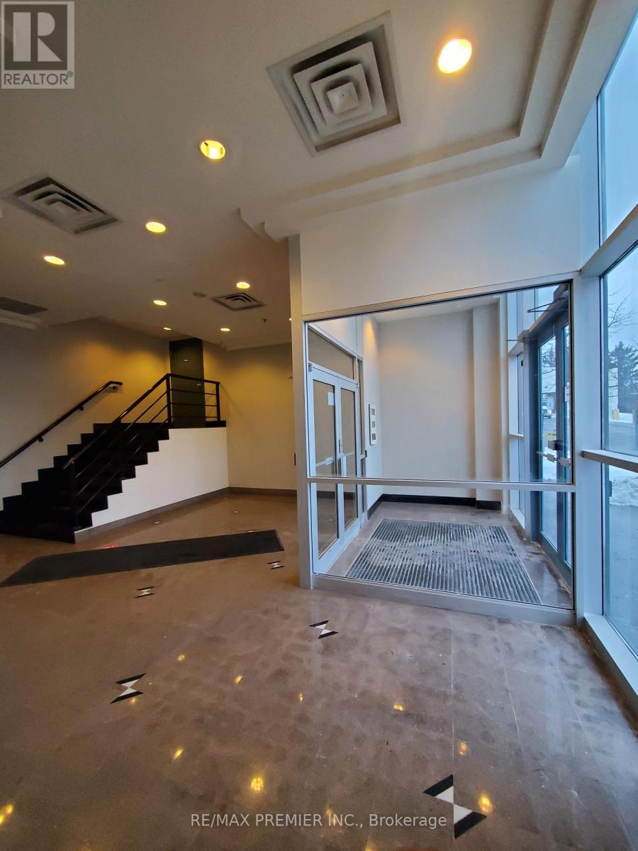 217 - 10909 Yonge Street Property Photo 3