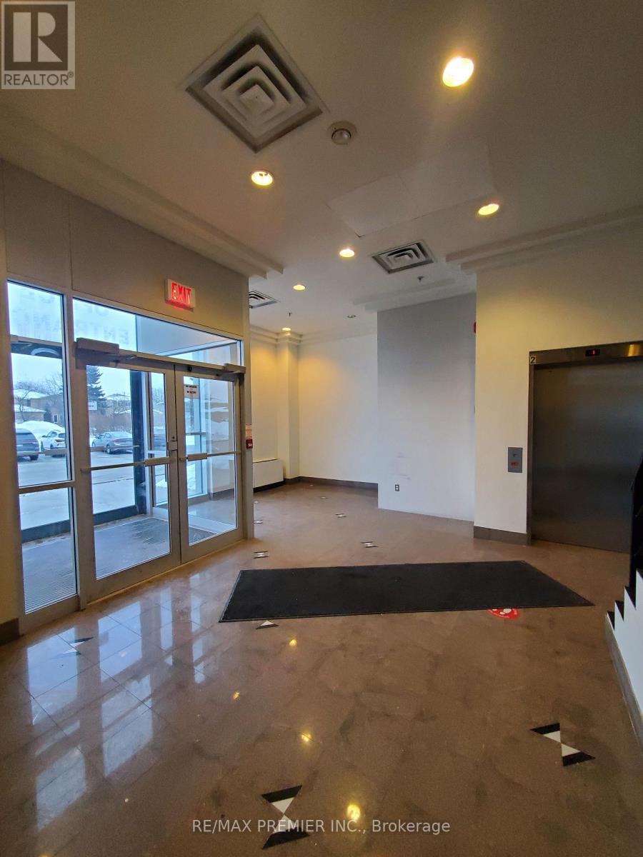 217 - 10909 Yonge Street Property Photo 4