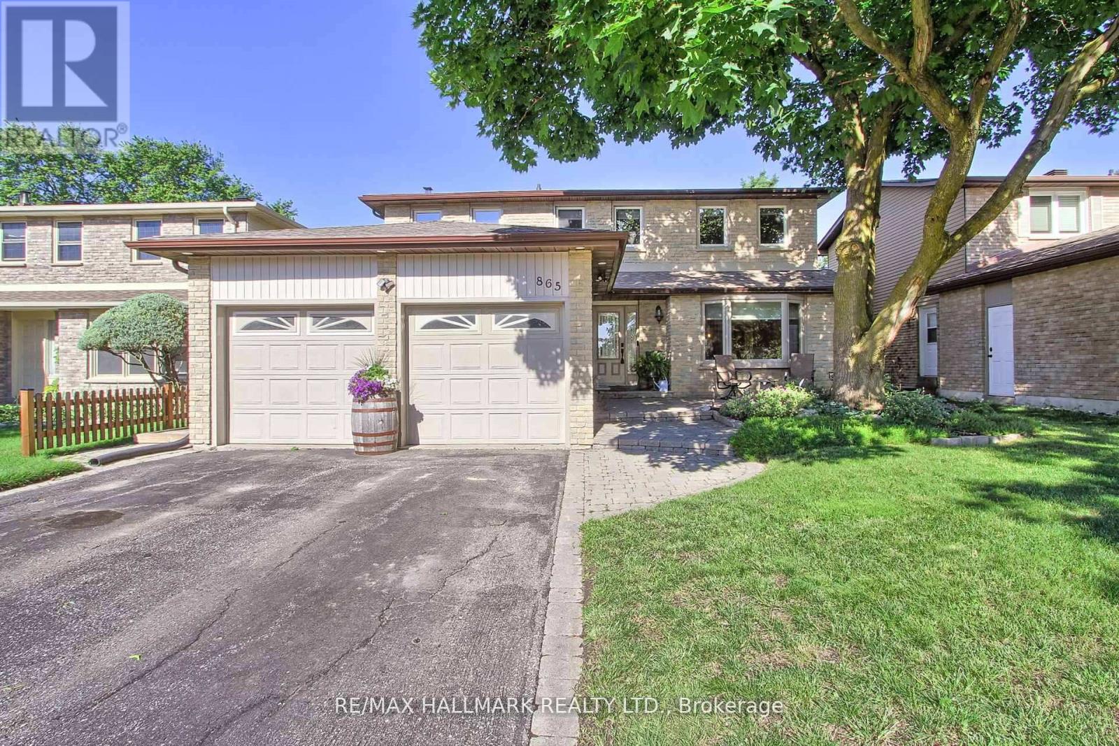 865 ARNOLD CRESCENT Property Photo 1