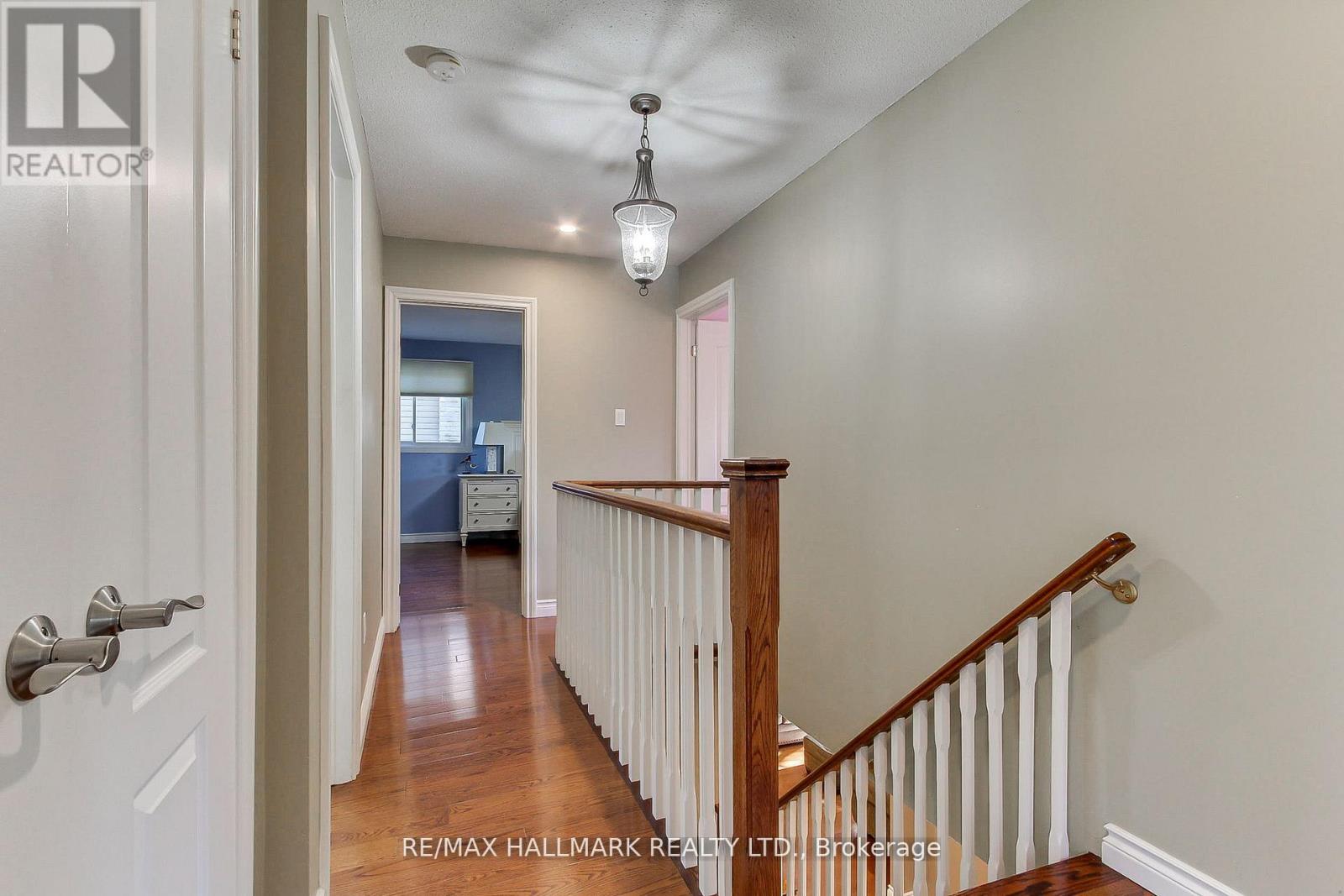 865 Arnold Crescent Property Photo 22