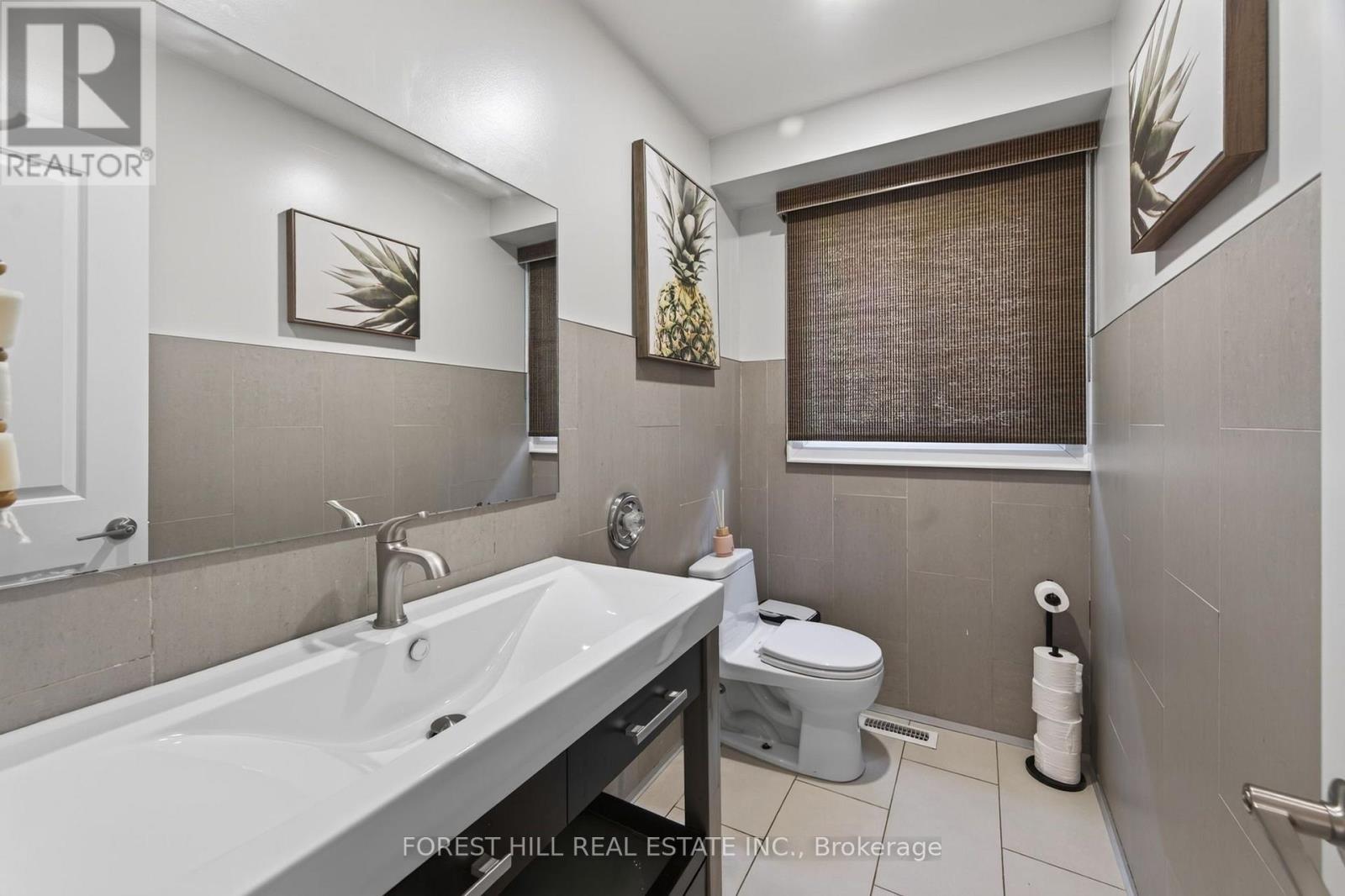 38 Crystal Drive Property Photo 12