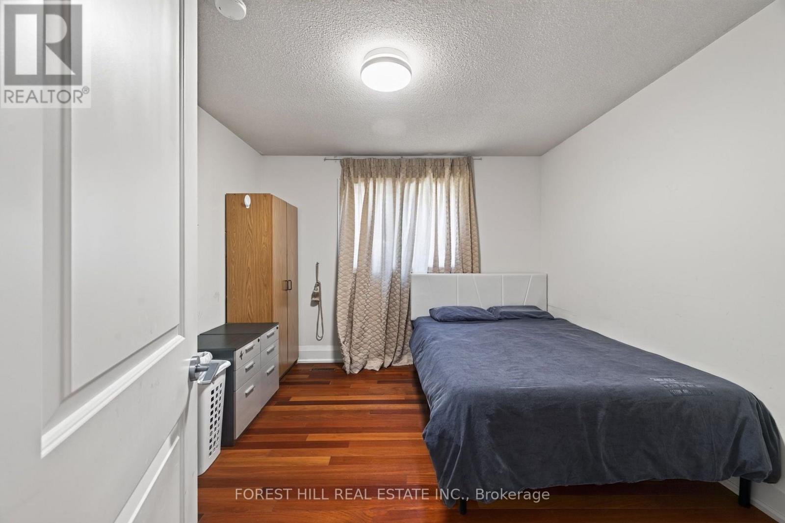 38 Crystal Drive Property Photo 18