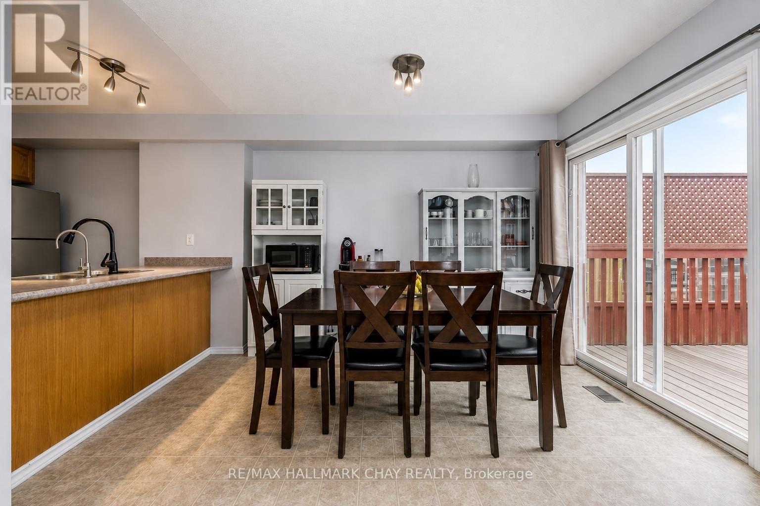 2194 Batters Loop Property Photo 5
