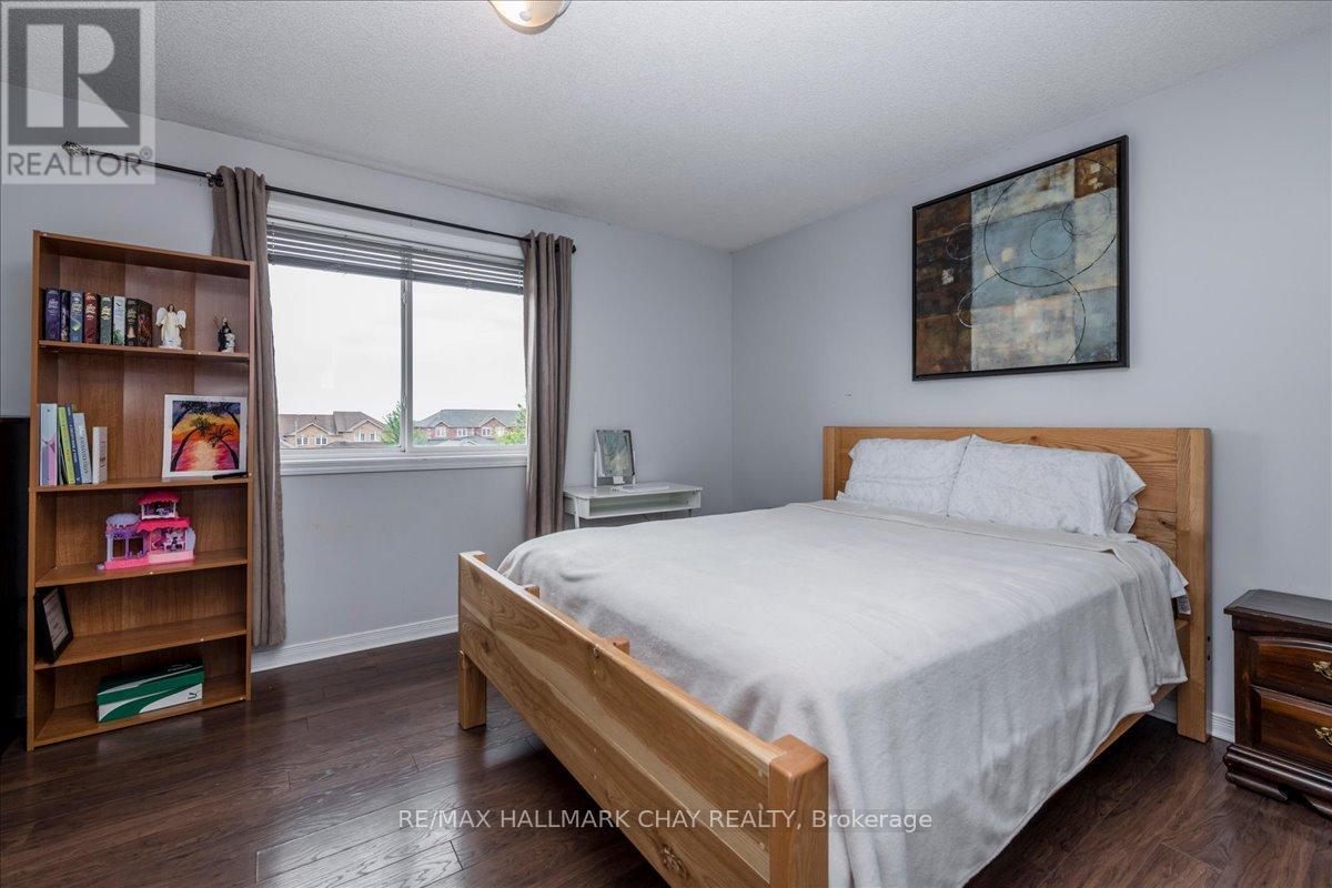 2194 Batters Loop Property Photo 9