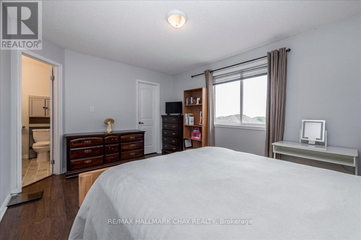2194 Batters Loop Property Photo 10