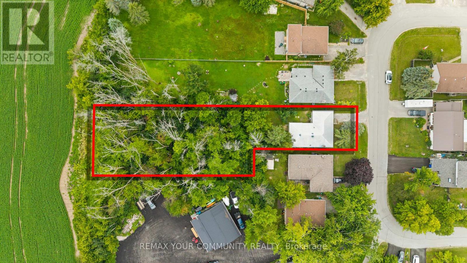 566 Highland Crescent Property Photo 1