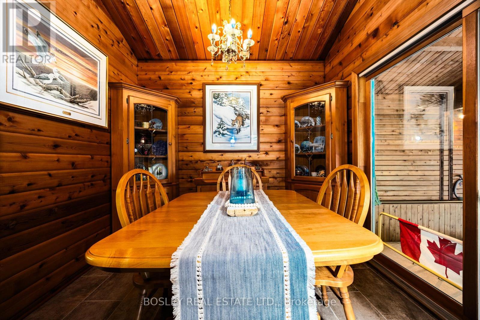 5983 5th Line Property Photo 12