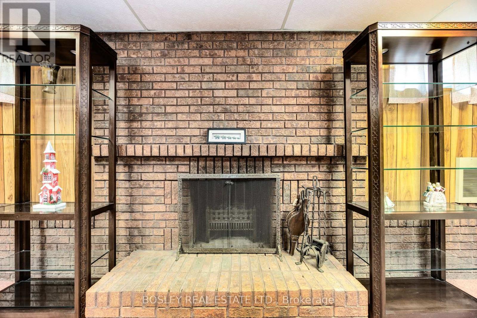 5983 5th Line Property Photo 31