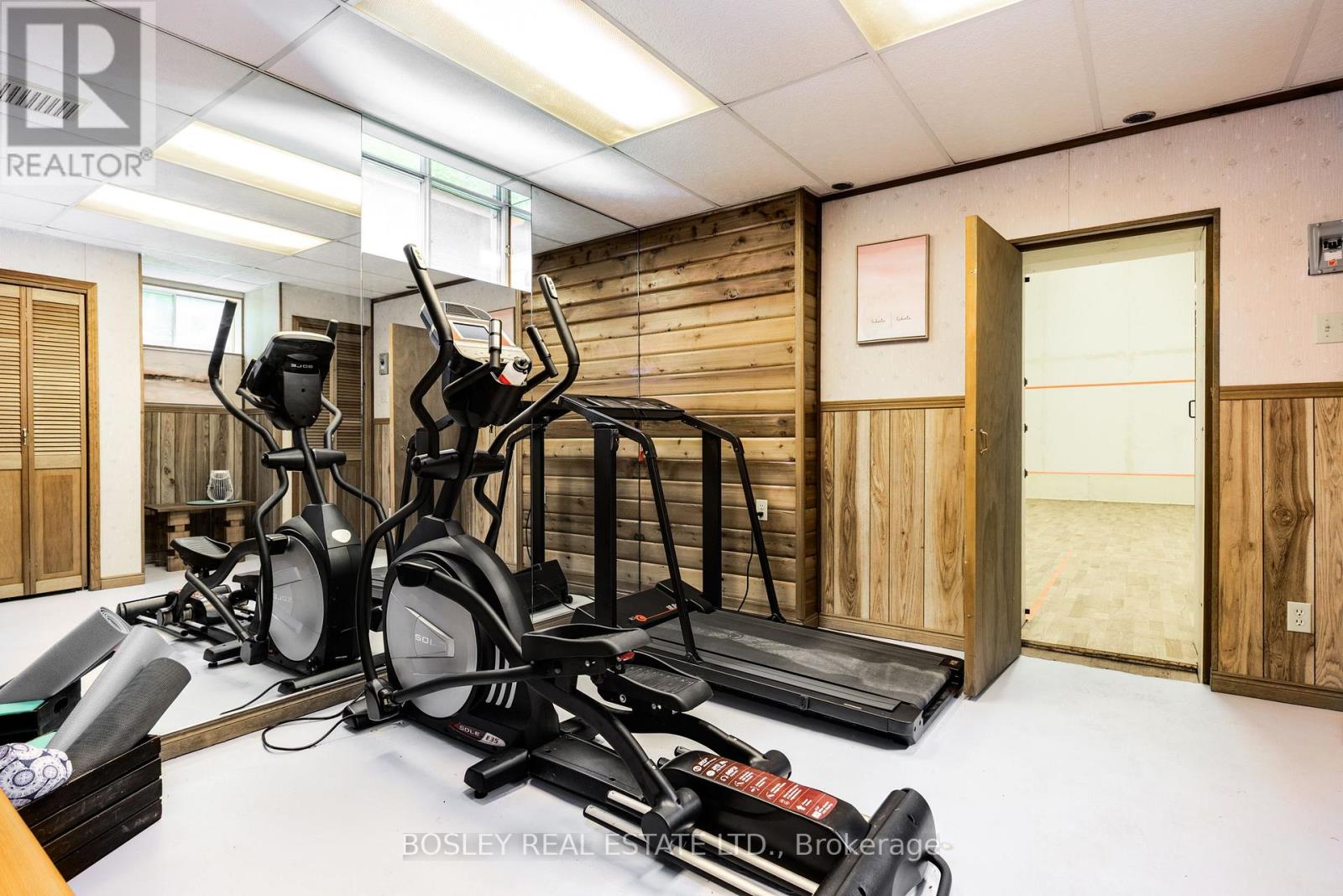 5983 5th Line Property Photo 36