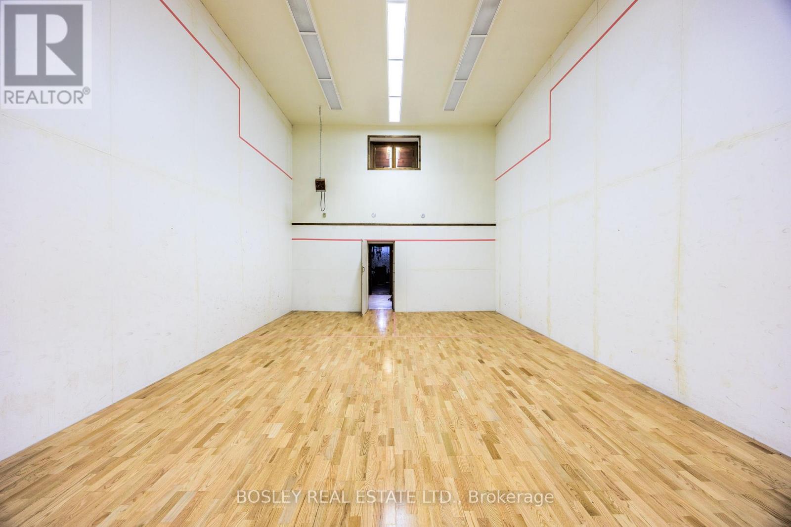 5983 5th Line Property Photo 38