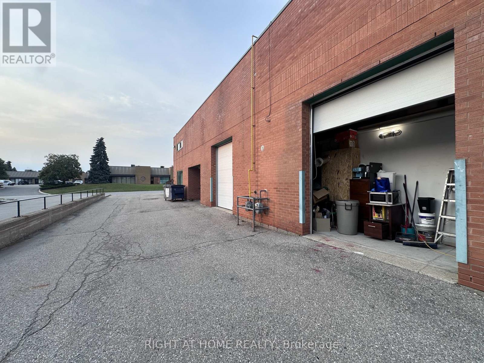 3 - 85 West Wilmot Street Property Photo 21