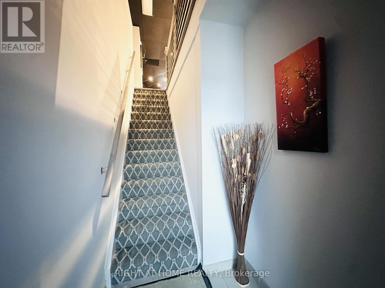 3 - 85 West Wilmot Street Property Photo 22