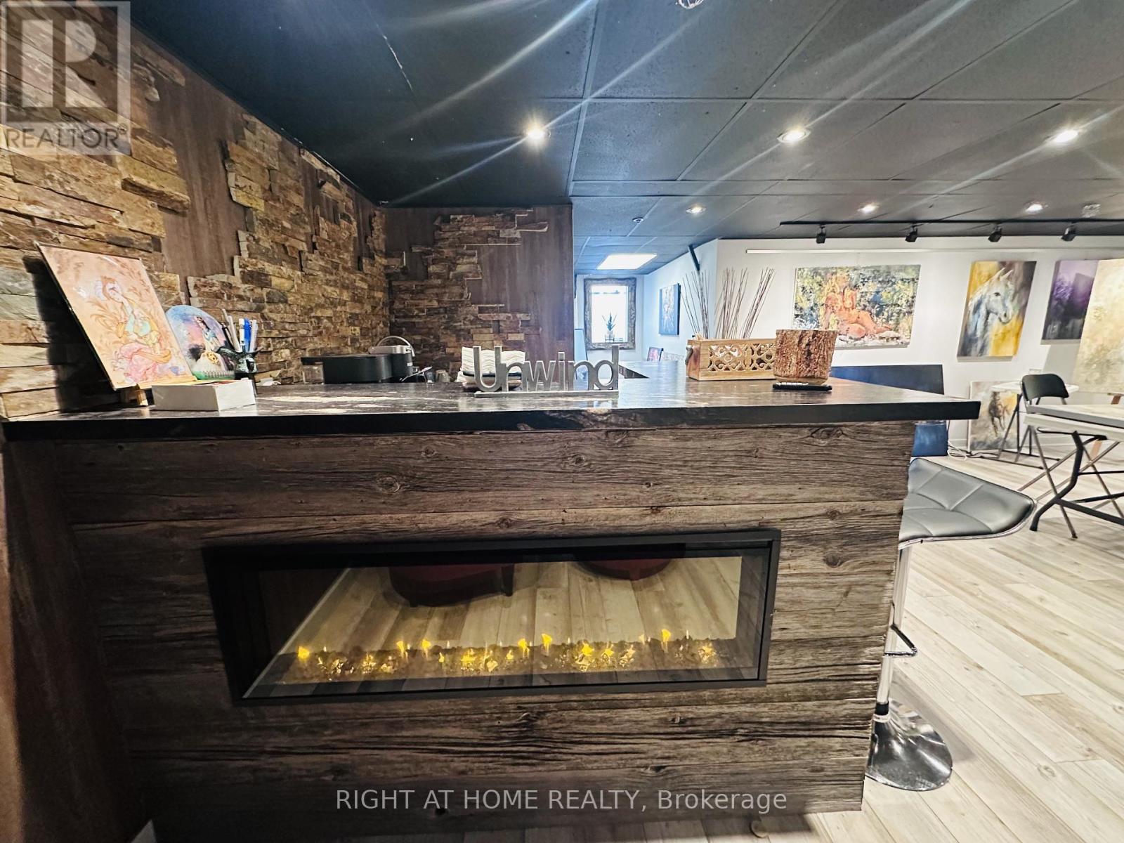 3 - 85 West Wilmot Street Property Photo 29