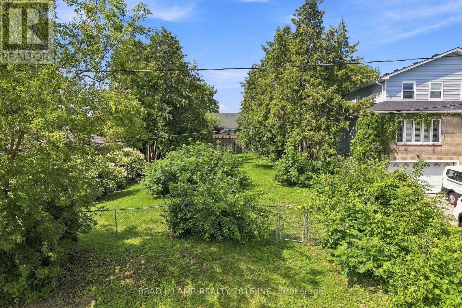 W/s Jackson Point Avenue W Property Photo 5