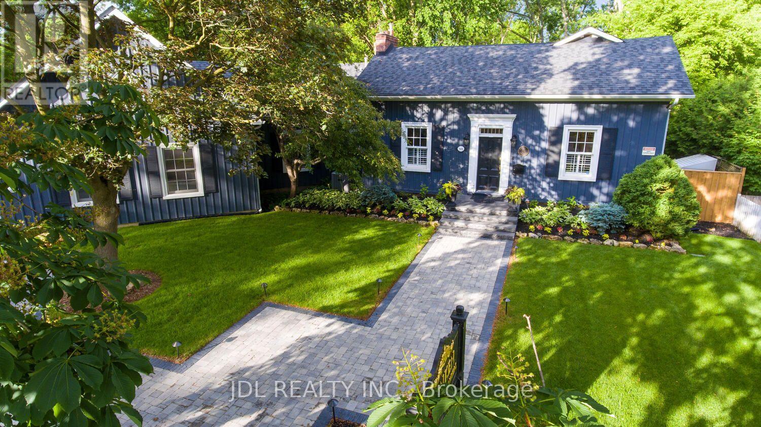 145 Main Street N Property Photo 3