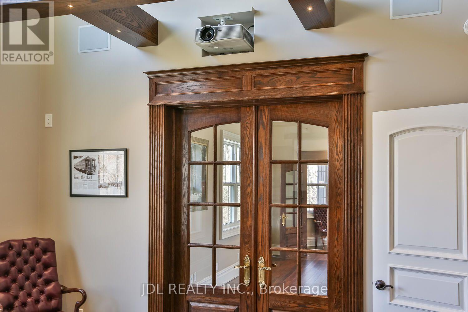 145 Main Street N Property Photo 39