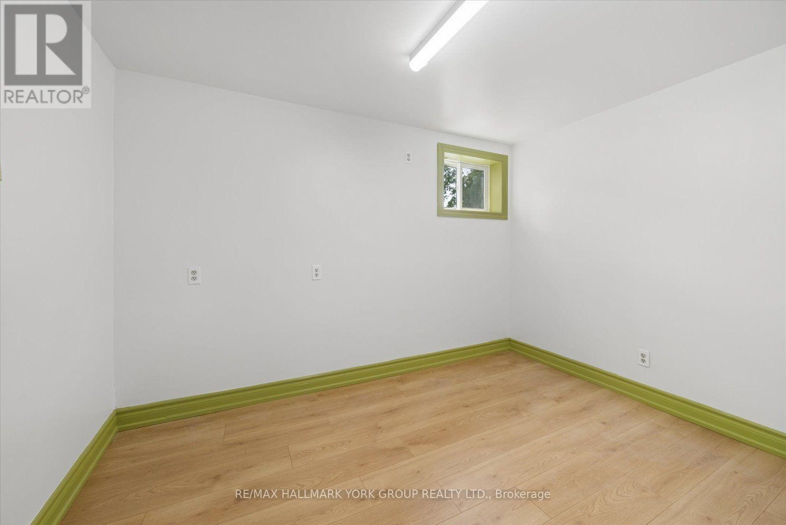 B - 360 Osborne Street Property Photo 11