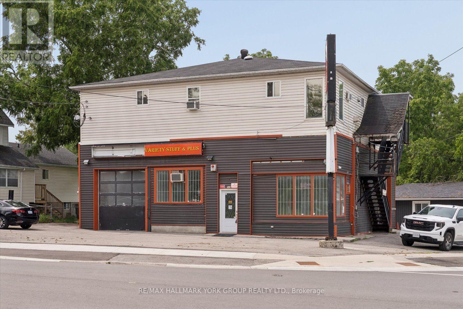 B - 360 Osborne Street Property Photo 23