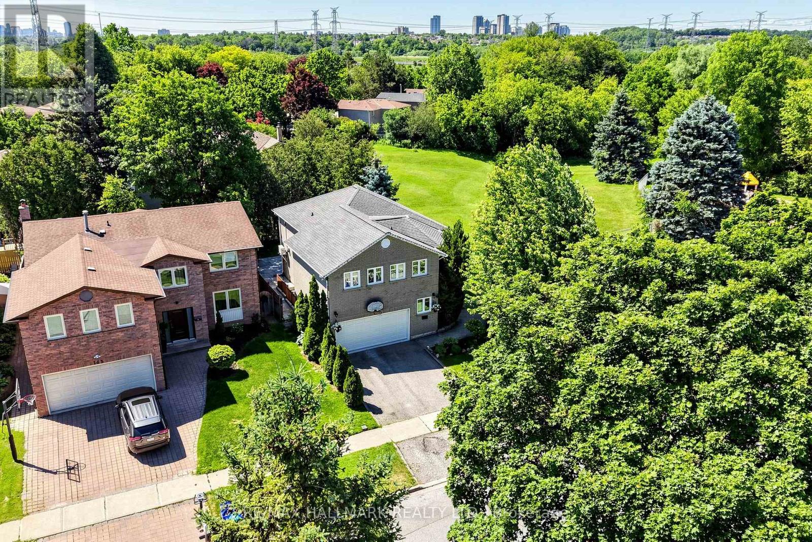 145 Old Surrey Lane Property Photo 1