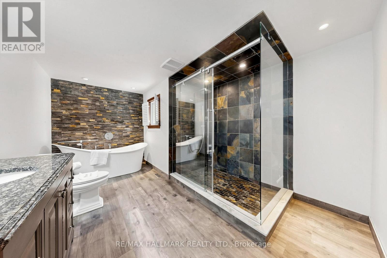 145 Old Surrey Lane Property Photo 14