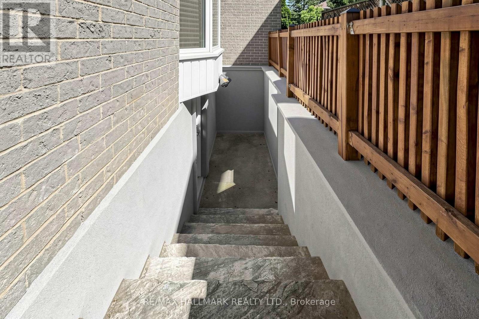 145 Old Surrey Lane Property Photo 25