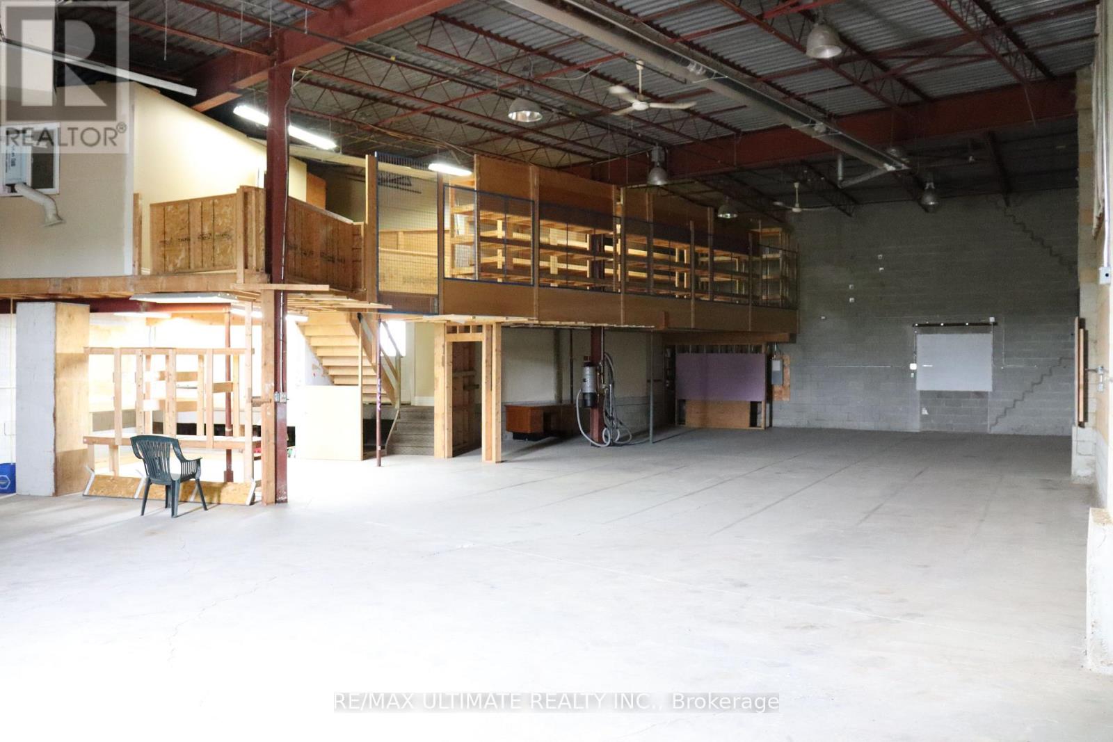10 - 1260 Journey's End Circle Property Photo 5