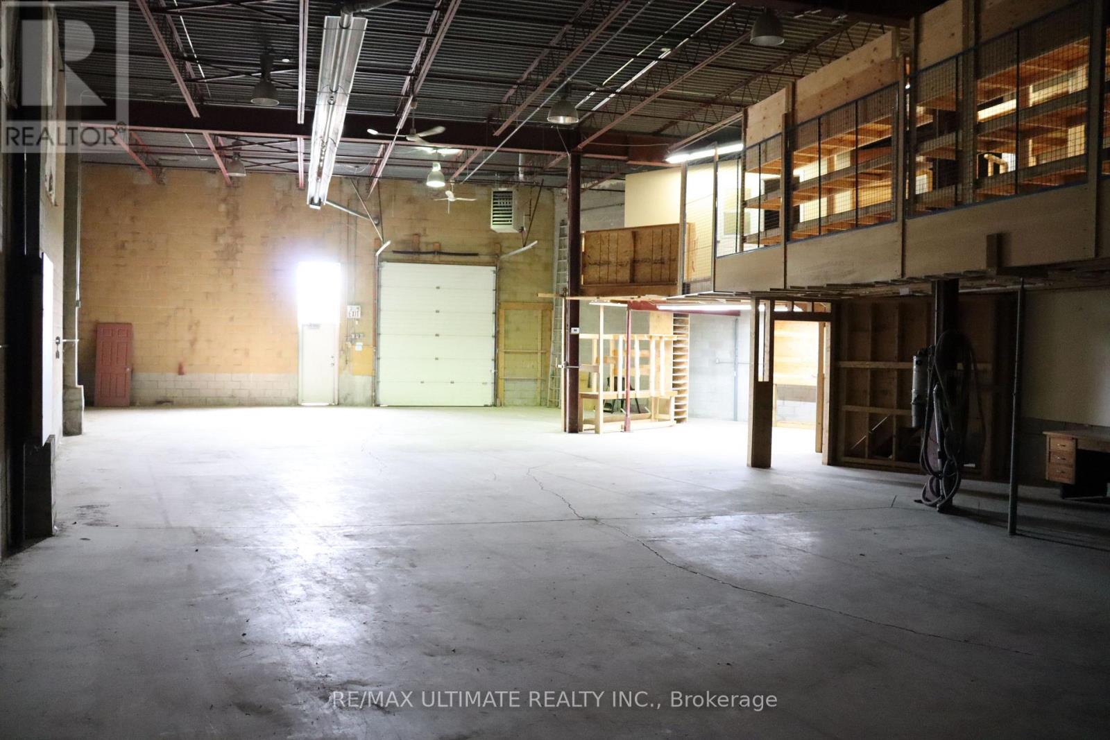 10 - 1260 Journey's End Circle Property Photo 6
