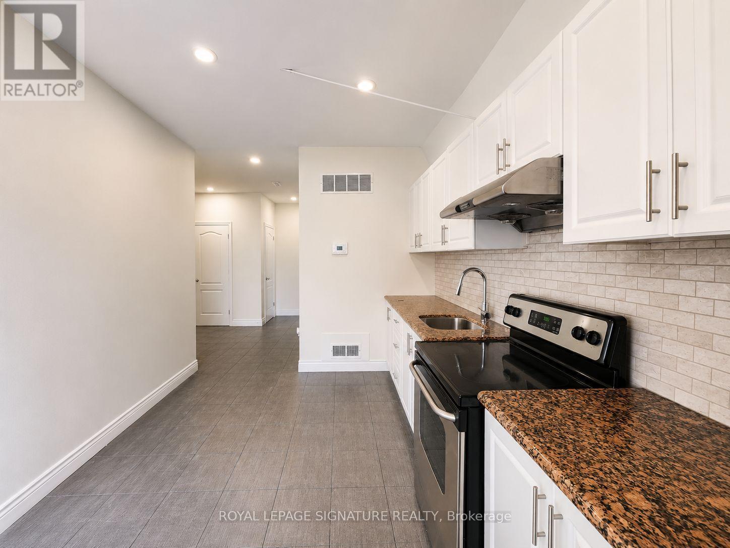 Upper 1 - 15 Barrie Street Property Photo 6