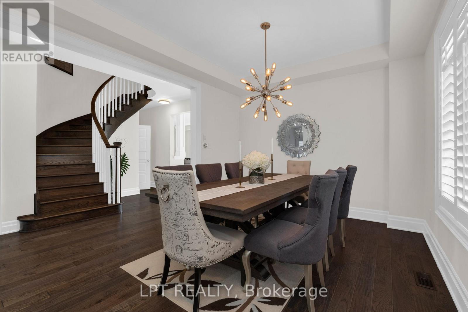 1333 Harrington Street Property Photo 5