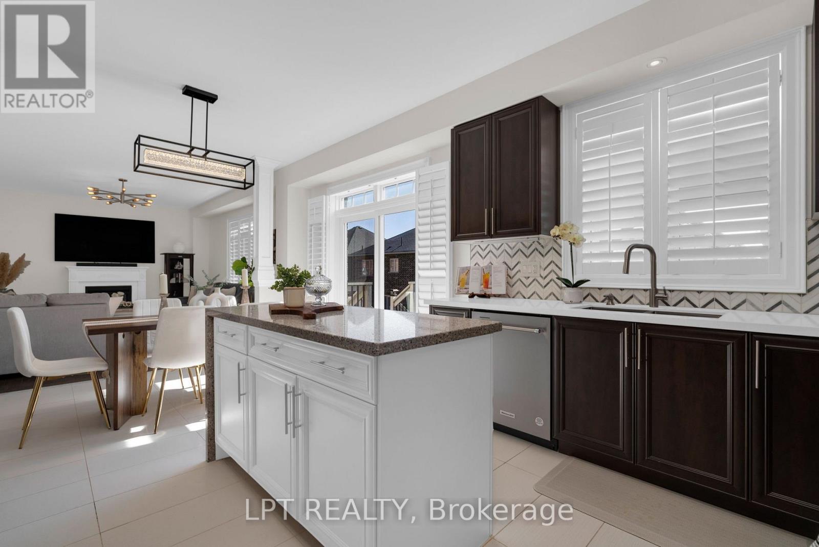 1333 Harrington Street Property Photo 10