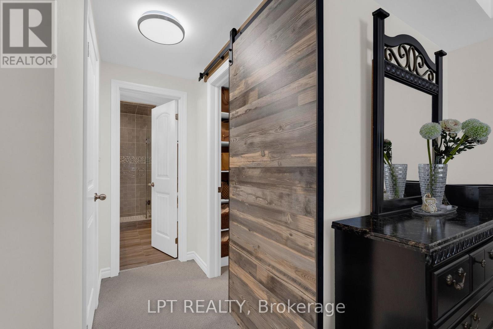 1333 Harrington Street Property Photo 17