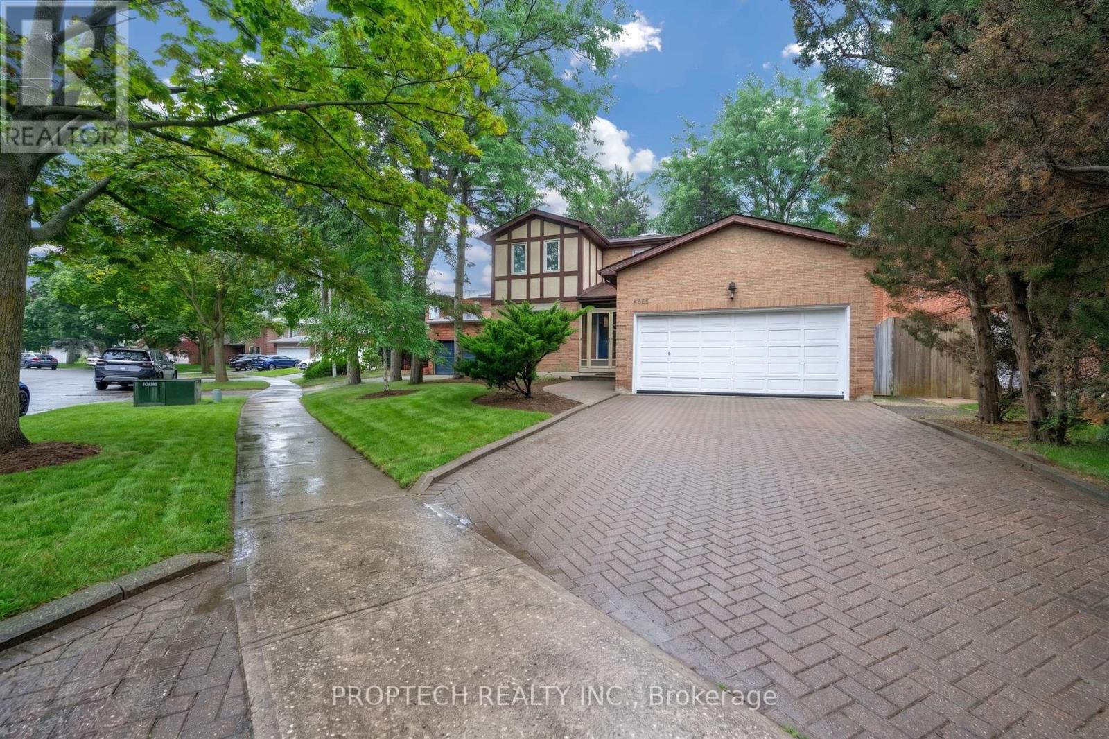 245 Fincham Avenue Property Photo 3