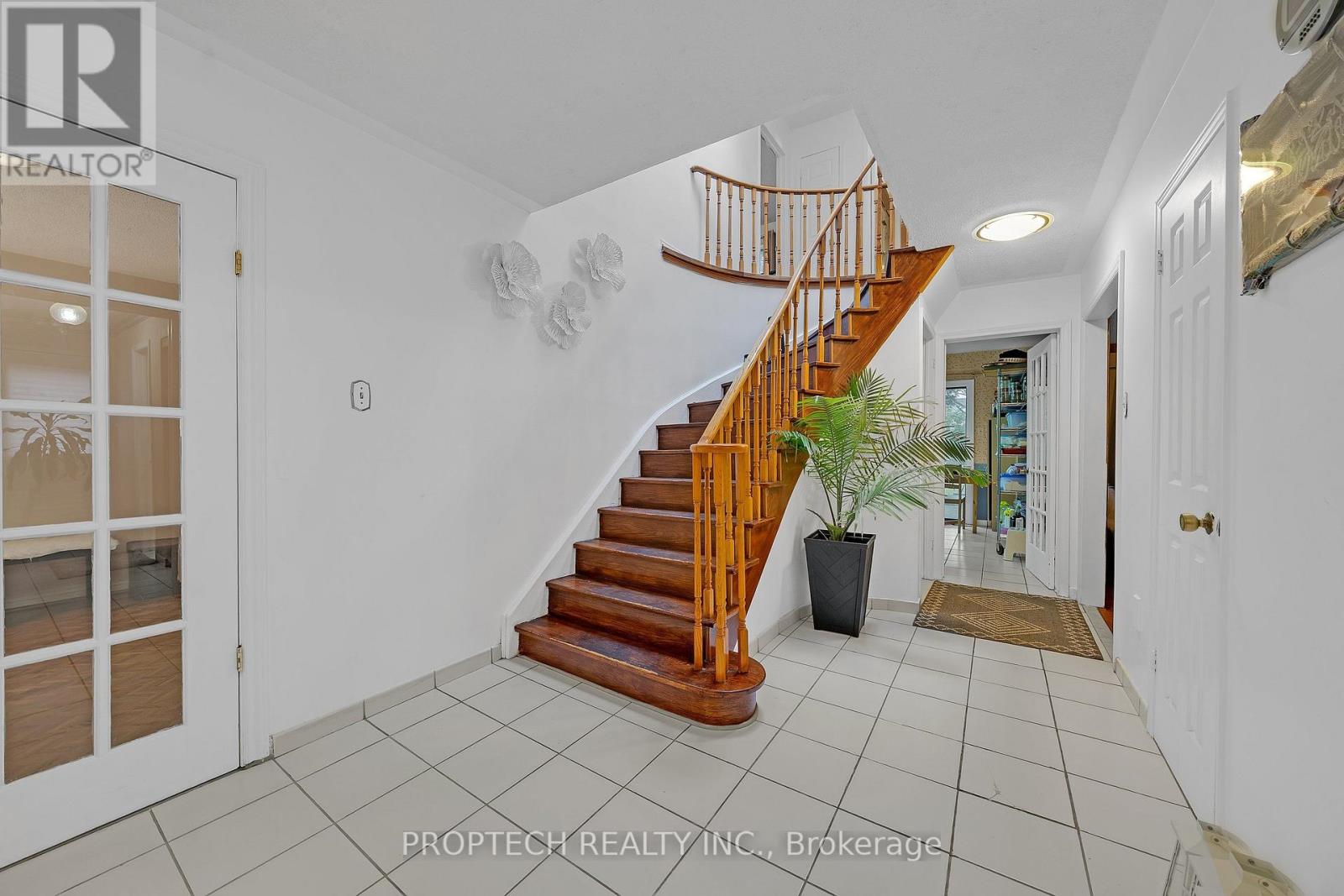 245 Fincham Avenue Property Photo 12