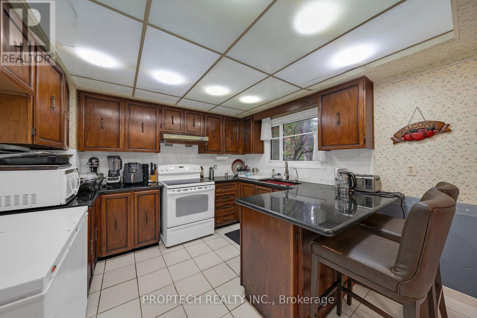 245 Fincham Avenue Property Photo 19