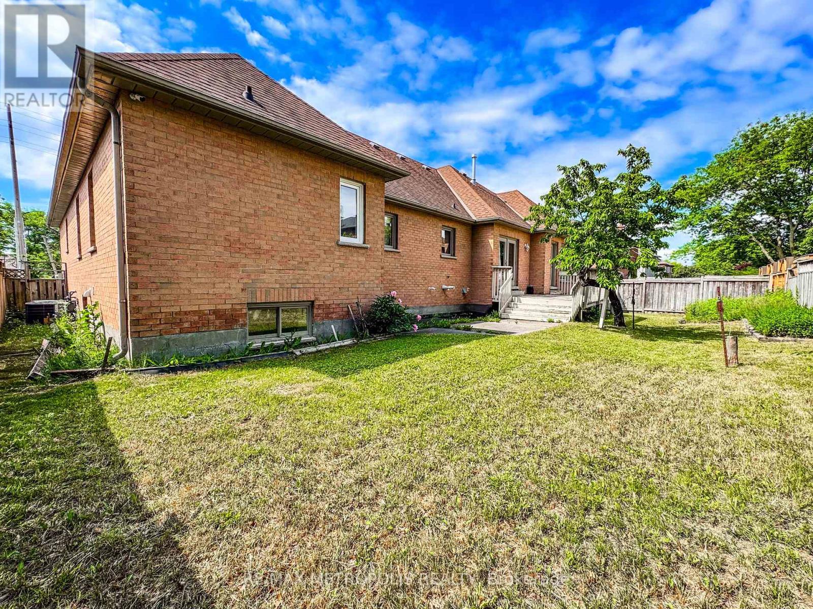 416 Elgin Mills Road W Property Photo 15