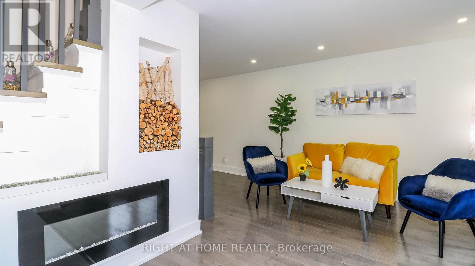 8 Sunset Street Property Photo 27