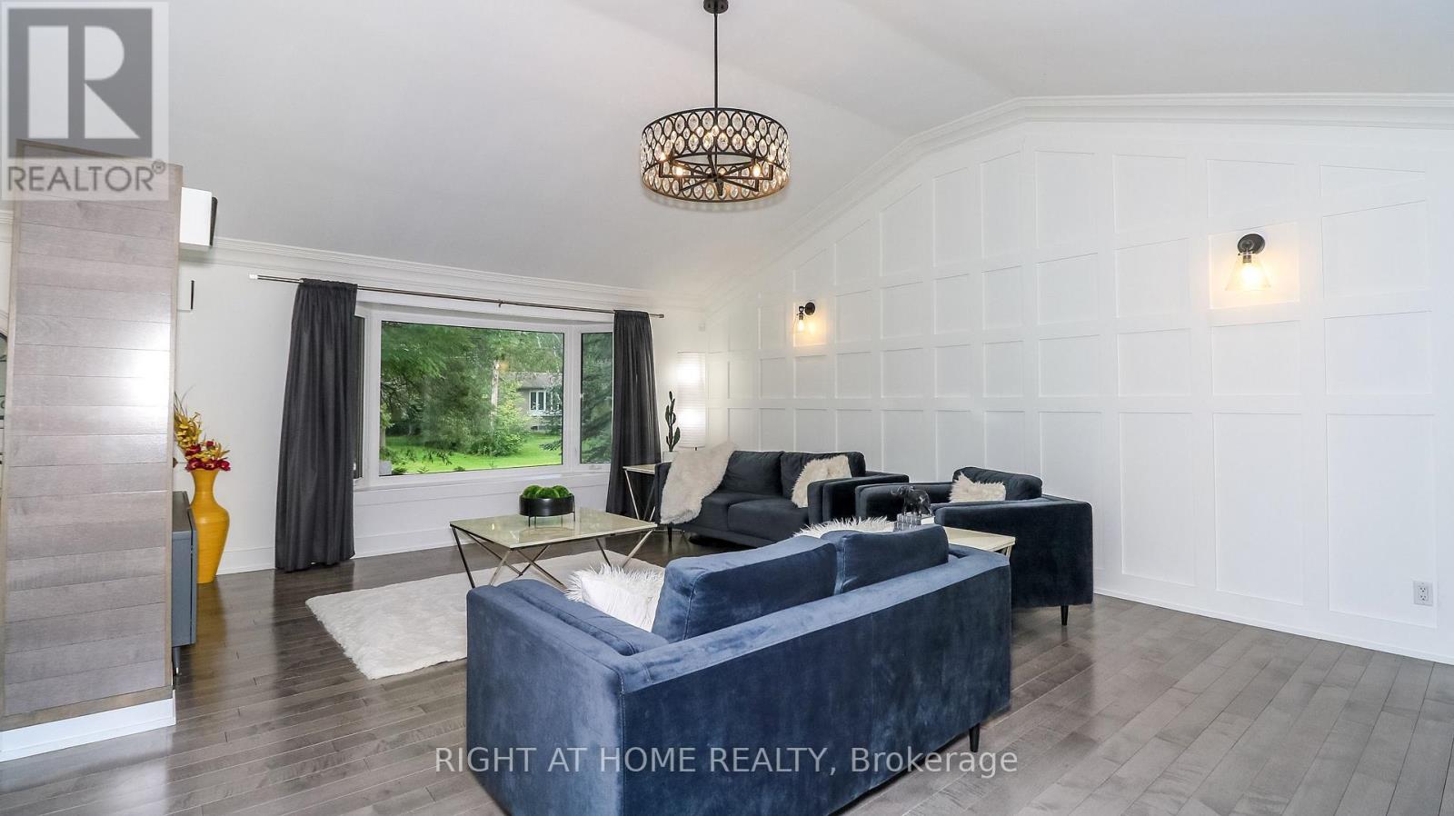 8 Sunset Street Property Photo 29