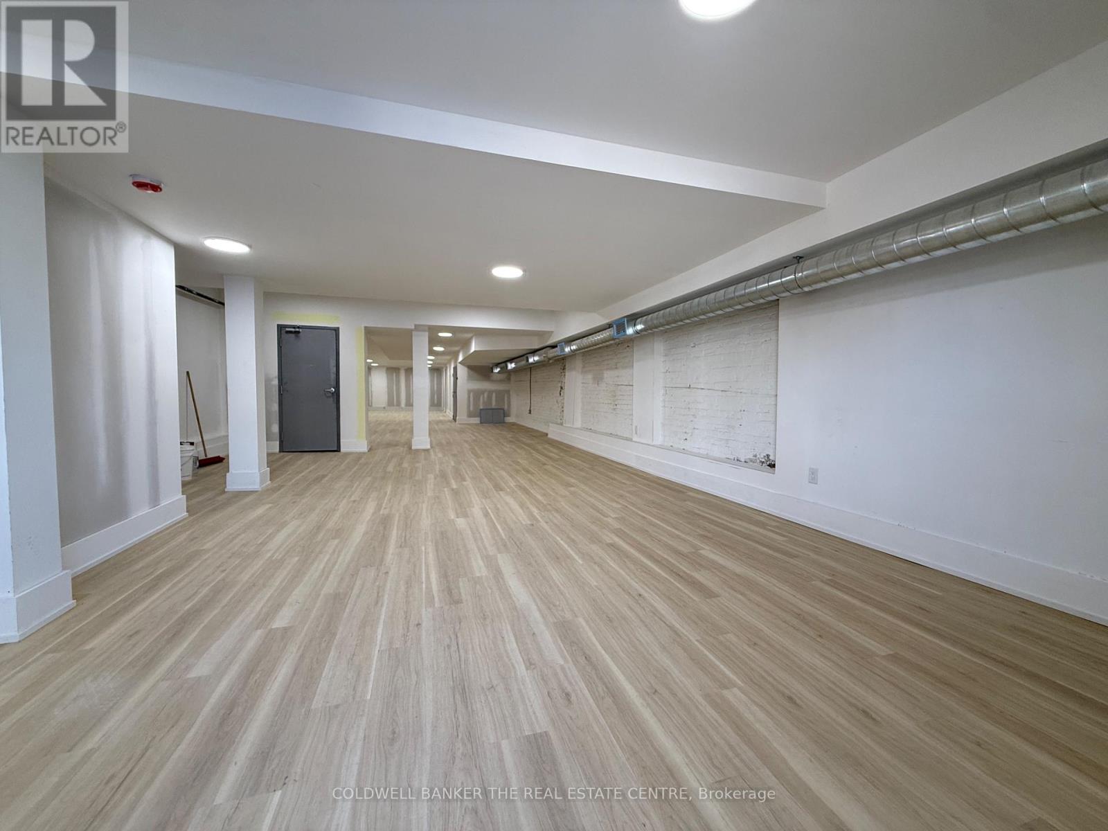 206 Cedar Street Property Photo 5