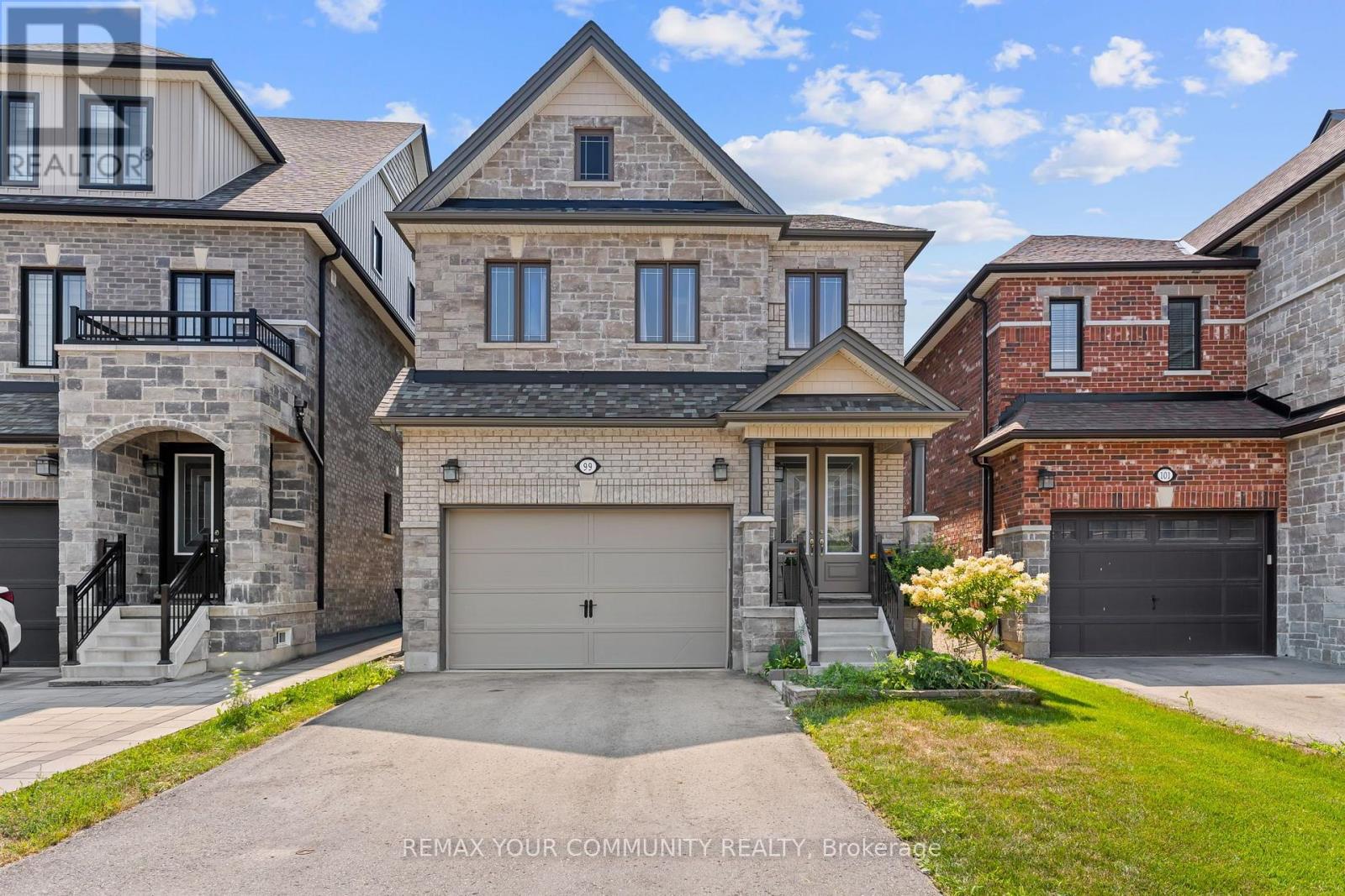 99 Walker Boulevard Photo de la propriété 1
